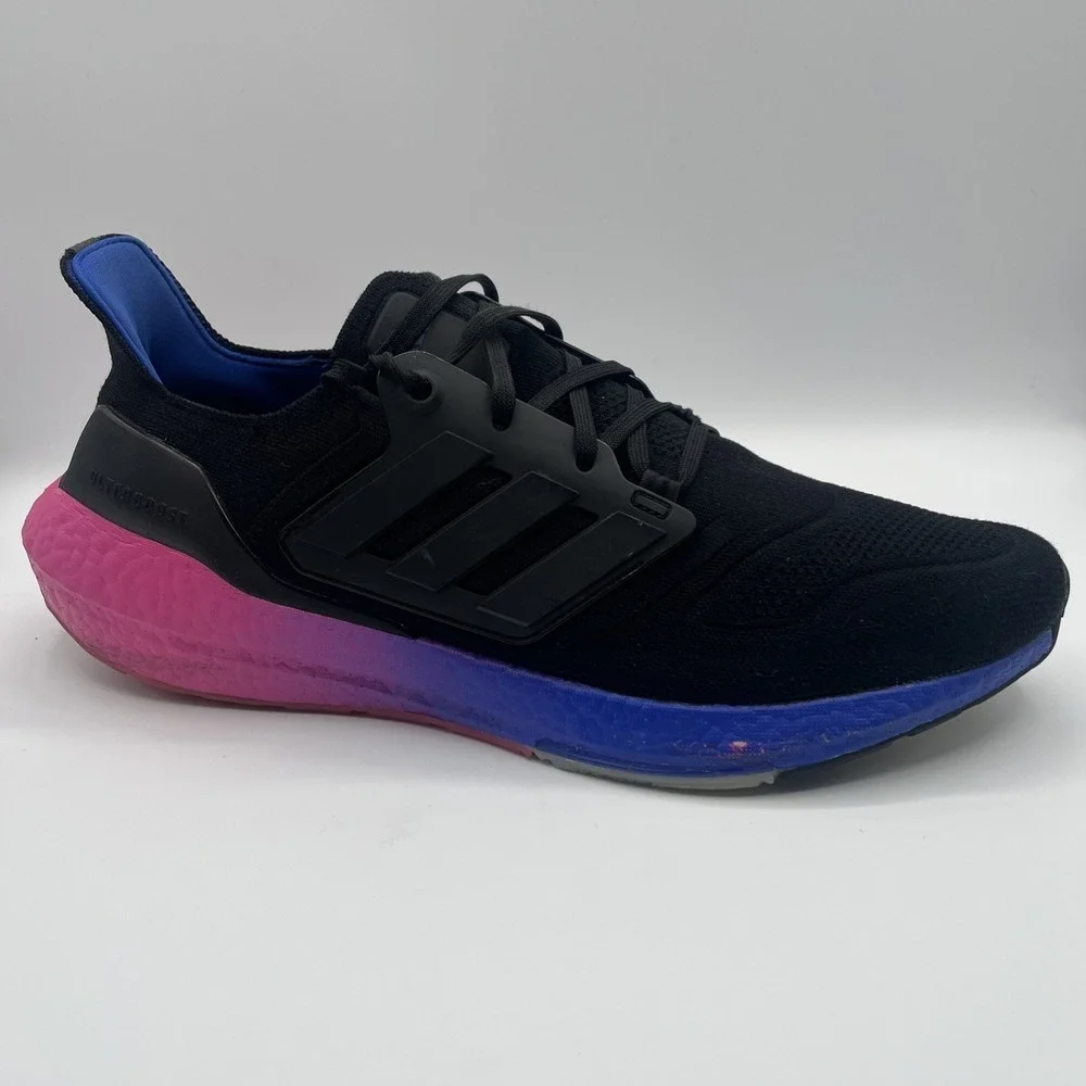 Adidas‎ Ultra Boost 22 Black Lucid Blue Gradient Size 13